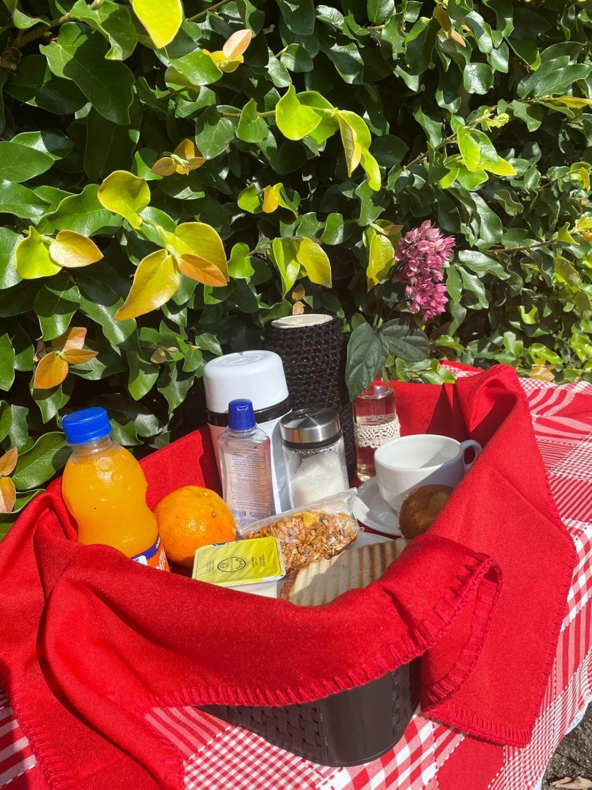 Pouzada Bom Clima - Servimos Cestas De Cafe Da Manha - Melhor Custo Beneficio Em Gravata Bagian luar foto