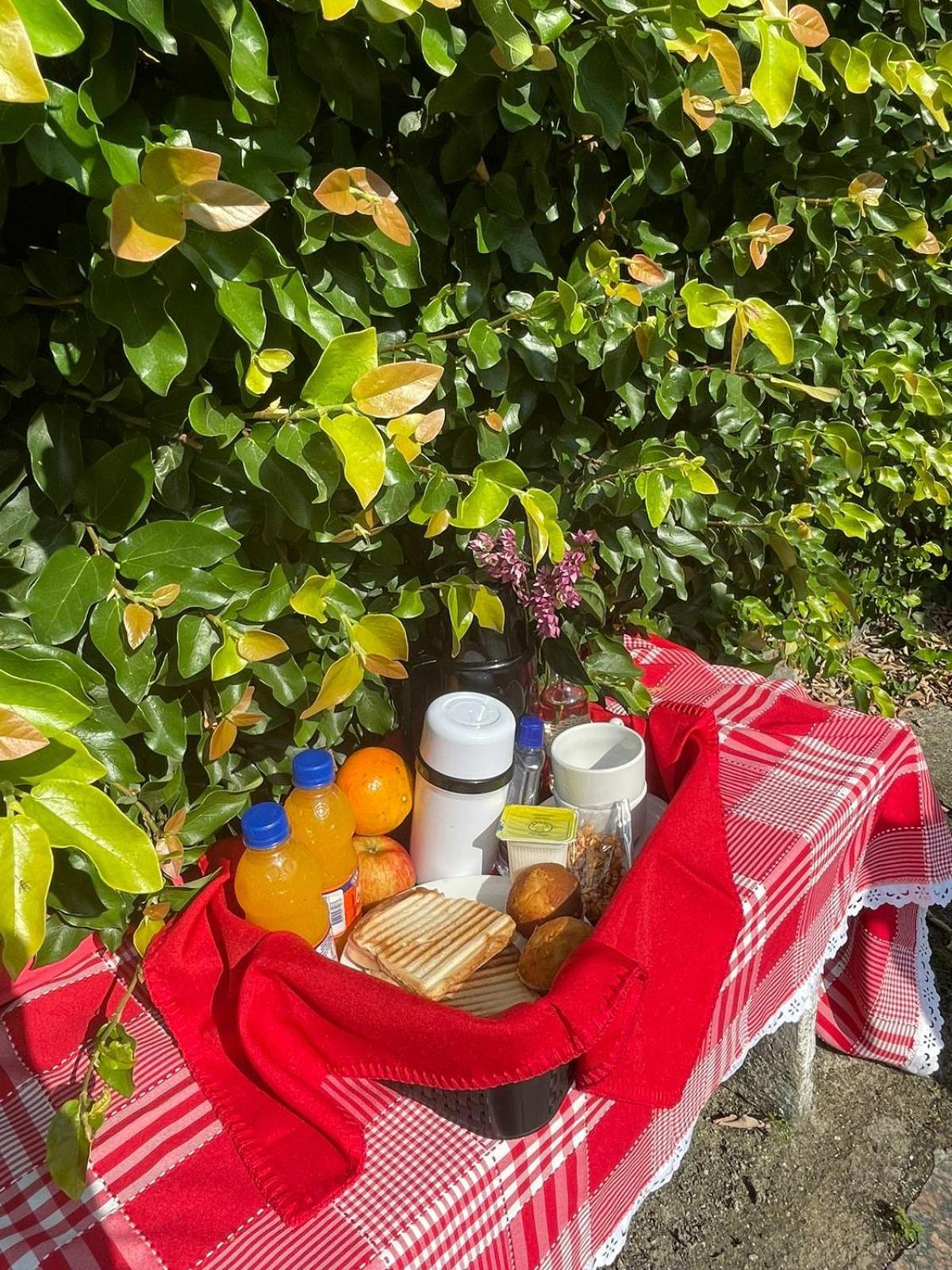 Pouzada Bom Clima - Servimos Cestas De Cafe Da Manha - Melhor Custo Beneficio Em Gravata Bagian luar foto